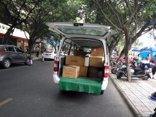 成都面包车搬家拉货 长短途均可