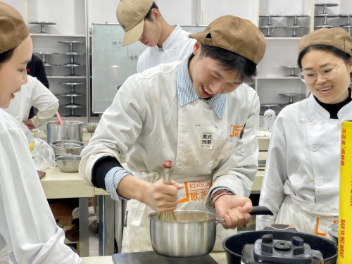 重庆心理咨询师培训 NLP心理学情商课程