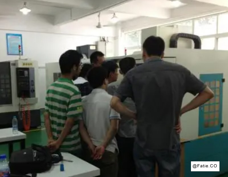 广州专业叉车证复审培训 单日集训高效通过
