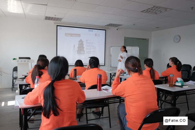 杭州资深月嫂机构 新生儿照护上门服务