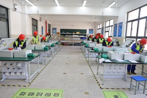 北京特种作业考证培训 电工电焊工叉车制冷工取证复审