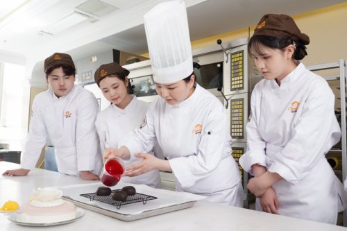 合肥初中生西点培训学校 零基础学烘焙就业有保障